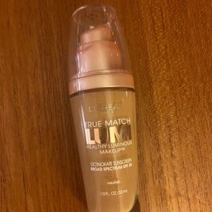 L'Oreal True Match Lumi Healthy Luminous makeup N4